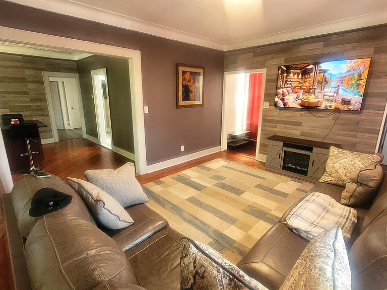 58 N 21st St #2 — Photo 2