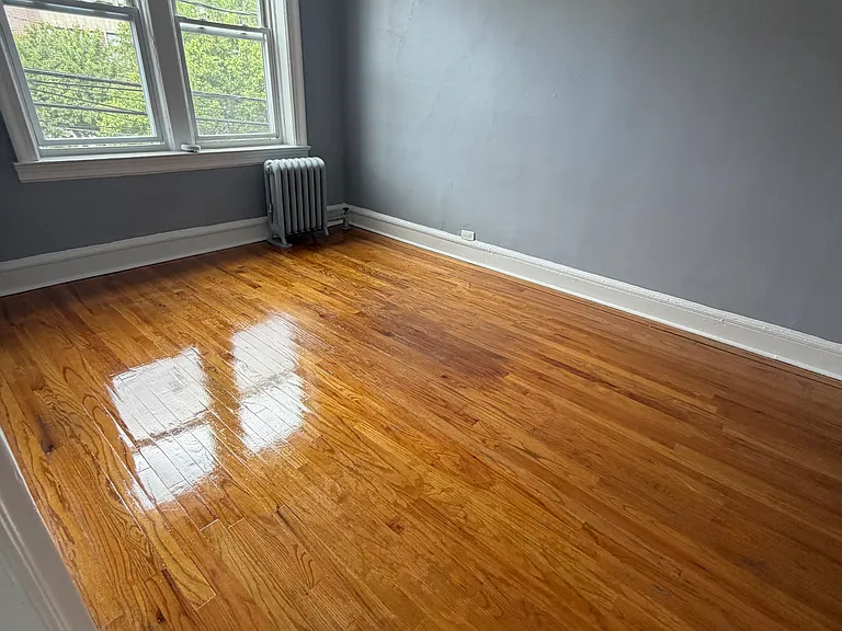 662 Avenue A #8 — Photo 4