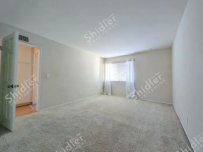 1965 E Coulston St — Photo 54