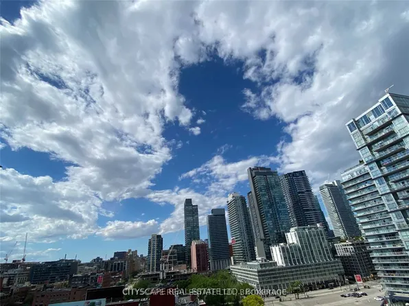 397 Front St W, Toronto, ON