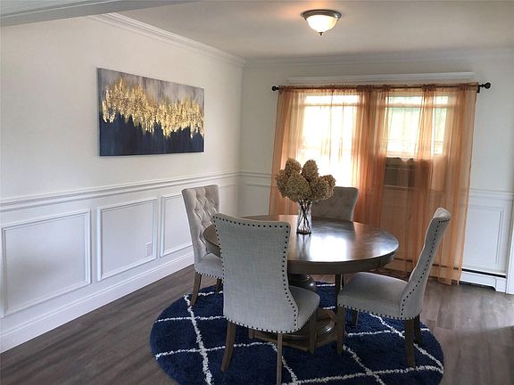 Formal dining room