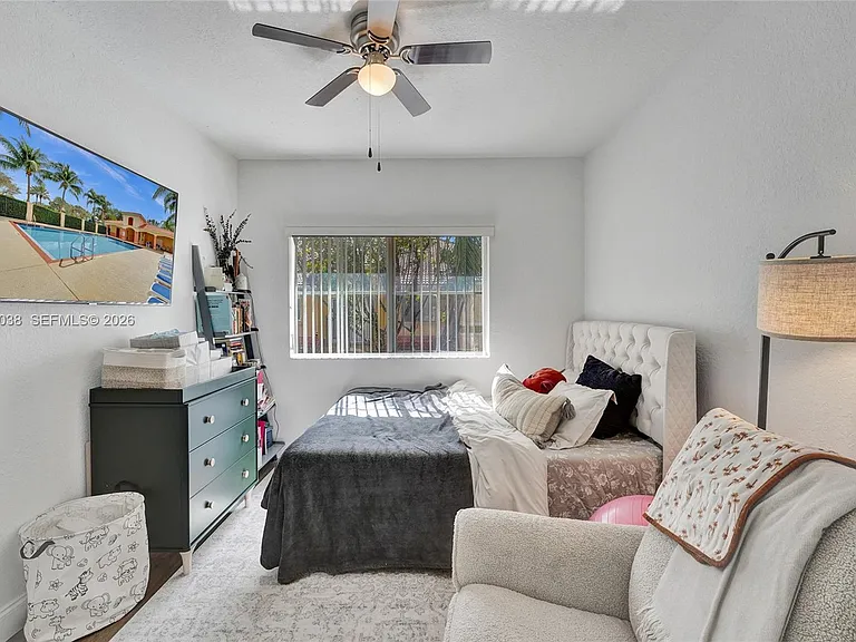 1315 N Santa Catalina Cir #1315 — Photo 31