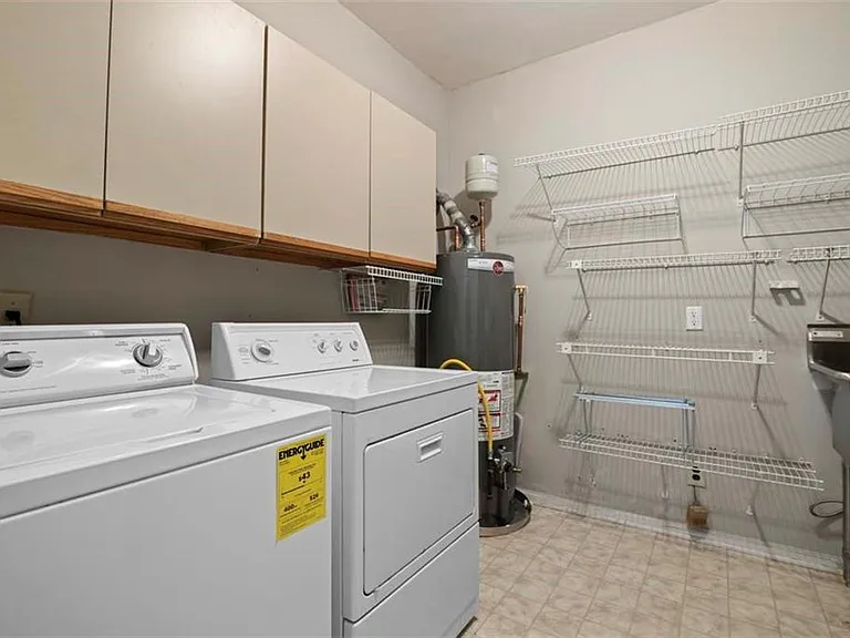 1213 Club Walk Dr NE — Photo 11