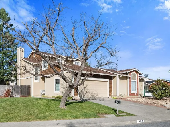 692 Draco Drive, Petaluma, CA 94954