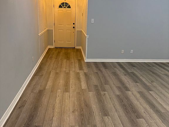 2nd image of 5900 Clearview Cir