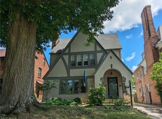 3701 Palmerston Rd, Shaker Heights, OH 44122