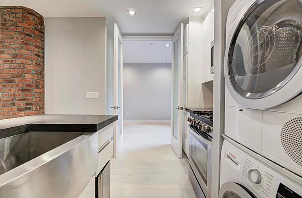 Rented by REAL New York | media 12