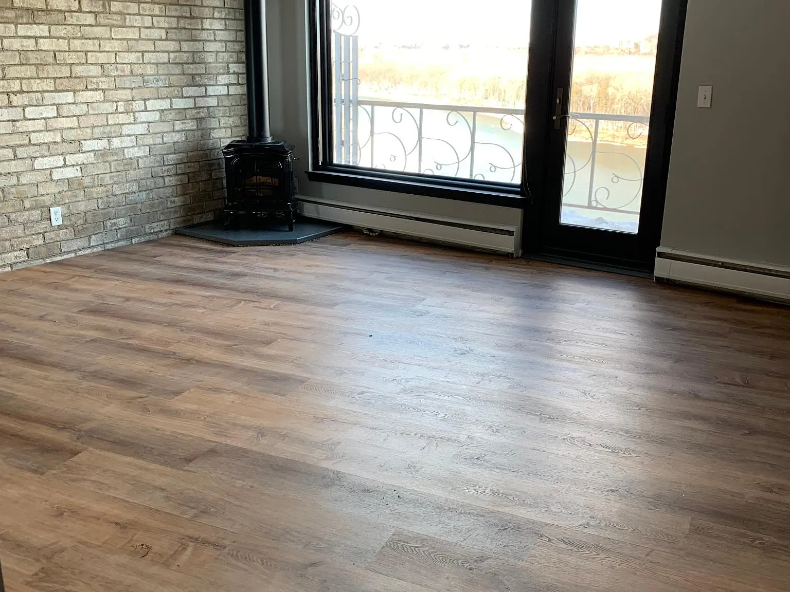 1 bed, 1025 sqft, $1,625 — Photo 4