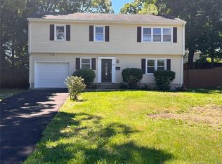 10 Belmont Pl, Norwalk, CT 06853