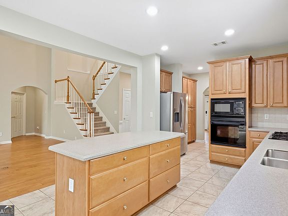 5th image of 1500 Granby Ln