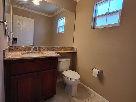 5th image of 513 Richie Way
