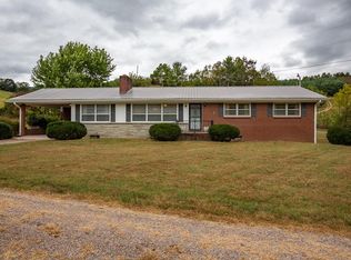 346 Old Wood Ln, Mountain City, TN 37683
