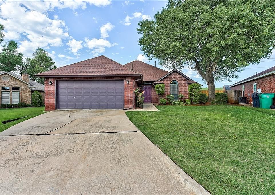 1st image of 3524 Marston Cir