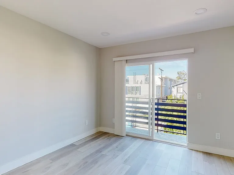 237 Rosemont Ave — Photo 14