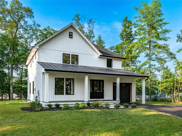 352 Holt Drive, Pearl River, NY 10965