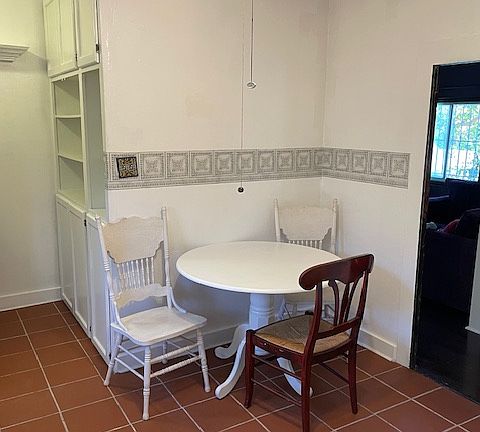 4th image of 5328 Marmion Way