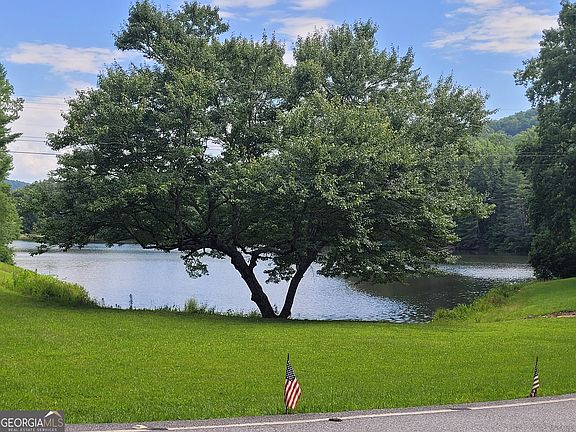 2nd image of 0 Pinecrest Rd