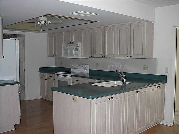 4th image of 631 Leger Dr #631