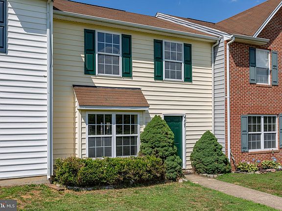 2nd image of 327 Ellery Ct