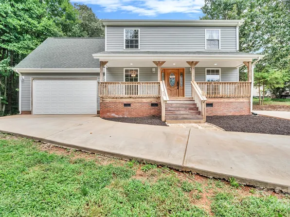 7575 Tanglewood Dr, Vale, NC 28168