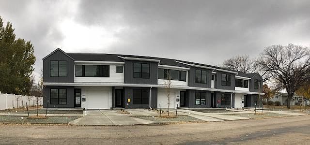 SweetRow 5 unit complex