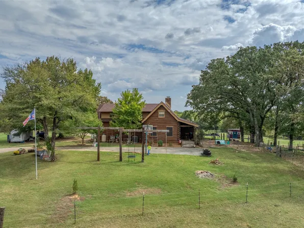 1522 Starr Rd, Denison, TX 75021