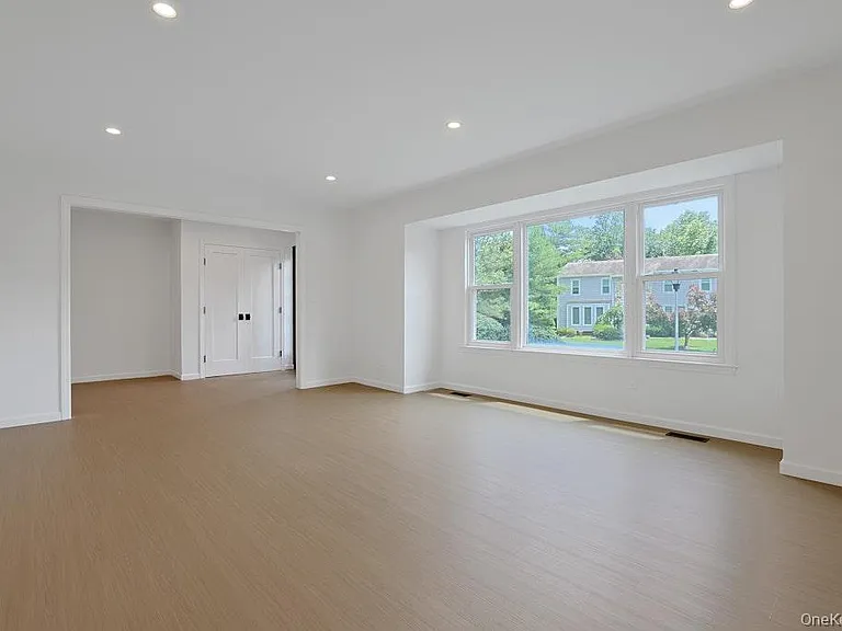 5 Country Ridge Rd — Photo 8