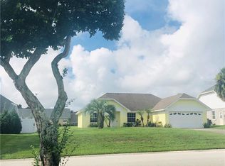 5525 E Loma Vista Dr, Davenport, FL 33896