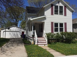 1020 W 5th St, Appleton, WI 54914