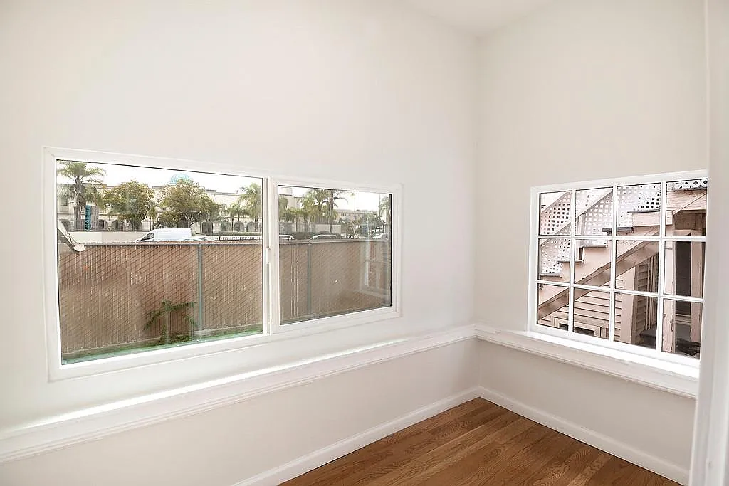 2709 W 14th St — Photo 3