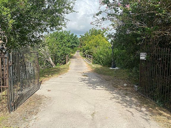 2nd image of 33282 Fm 1575