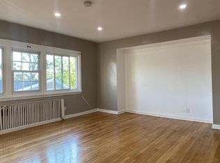 388 Leslie St APT 3, Newark, NJ 07112