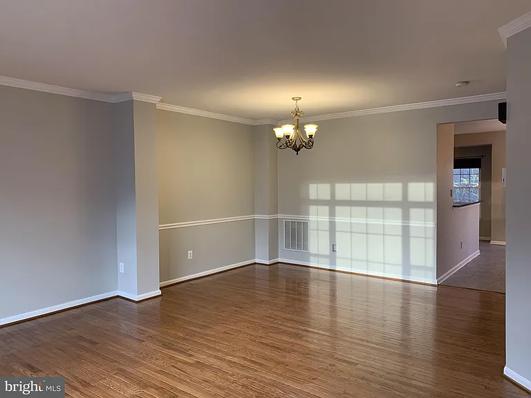 3384 Governors Crest Ct — Photo 6