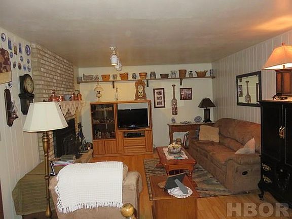 3rd image of 1235 Glen Meadow Dr