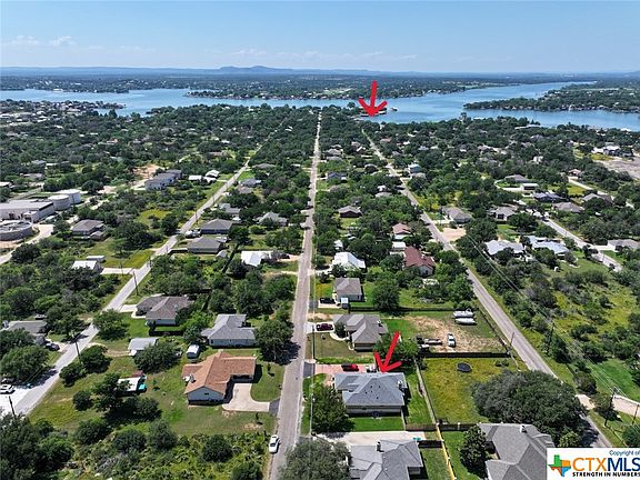 5th image of 108 W Oakwood Dr