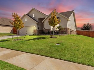 1412 Whitetail Ln, Azle, TX 76020