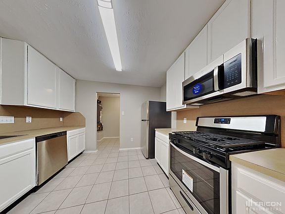 5th image of 21239 Grand Linden Ct