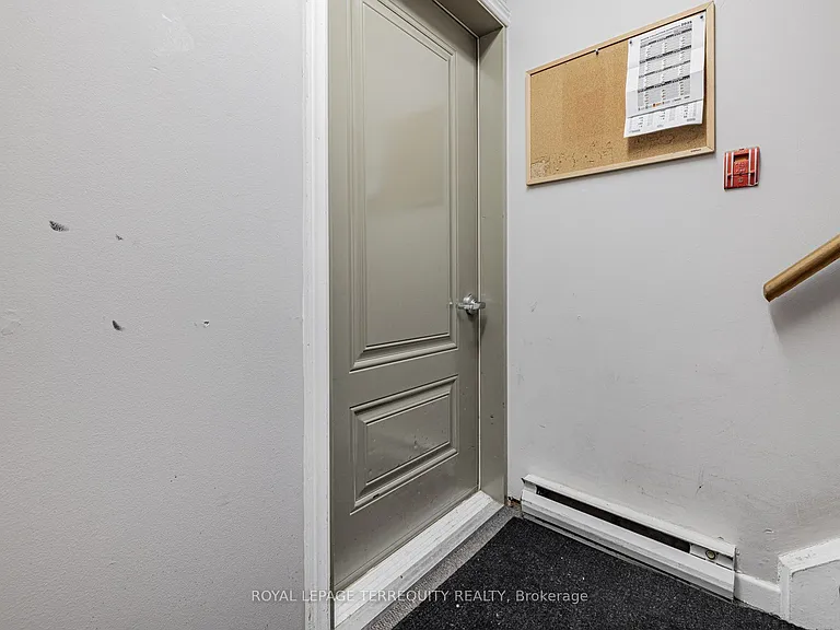 41 Summerhill Ave #2 — Photo 4