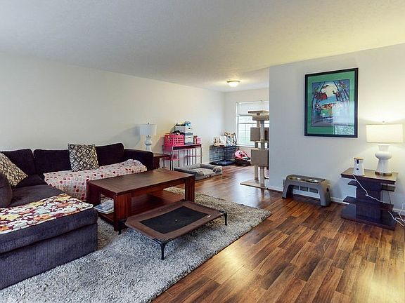 5th image of 3466 E Prescott Cir