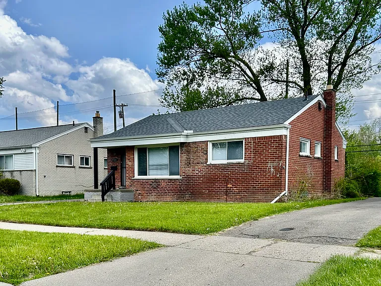29881 Brooklane St — Photo 2