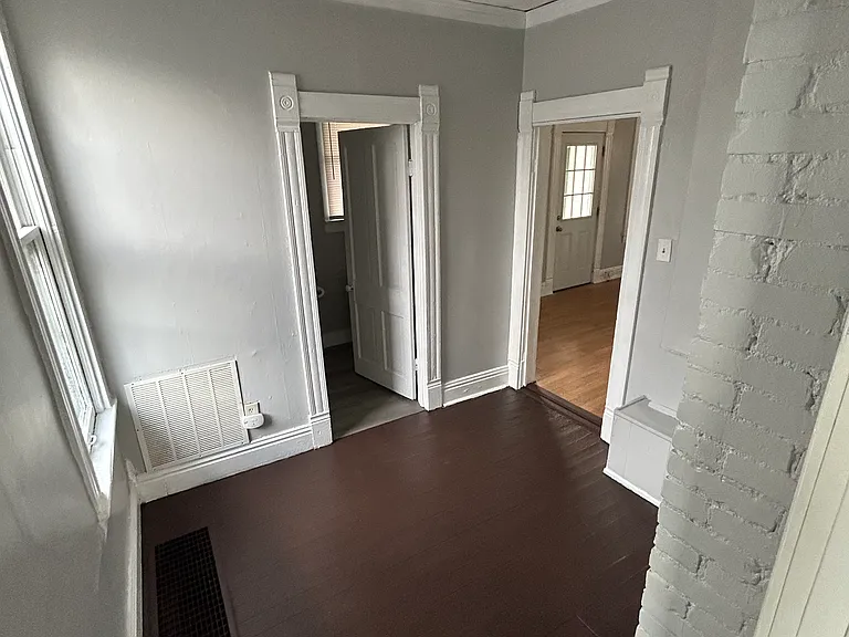 301 Duquesne Ave #1 — Photo 7