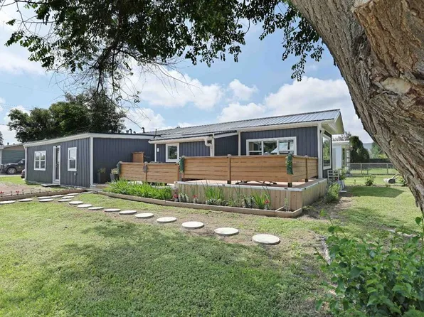 276 W Centre St, Newell County, AB T0J 3K0