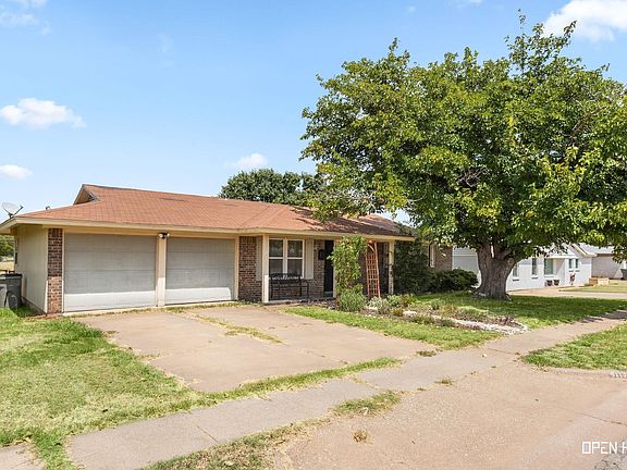2nd image of 4113 Lenore Dr
