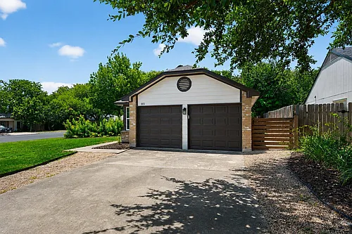 801 Kavanagh Dr Photo 1 801 Kavanagh Dr Photo 1