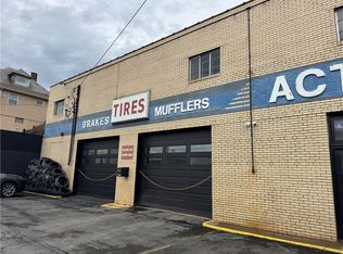 304 Duss Ave, Ambridge, PA 15003