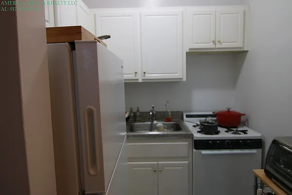 Rented by America Mecca Realty LLC | media 6