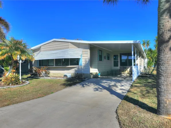 1102 Sabal Palm Ln, Barefoot Bay, FL 32976