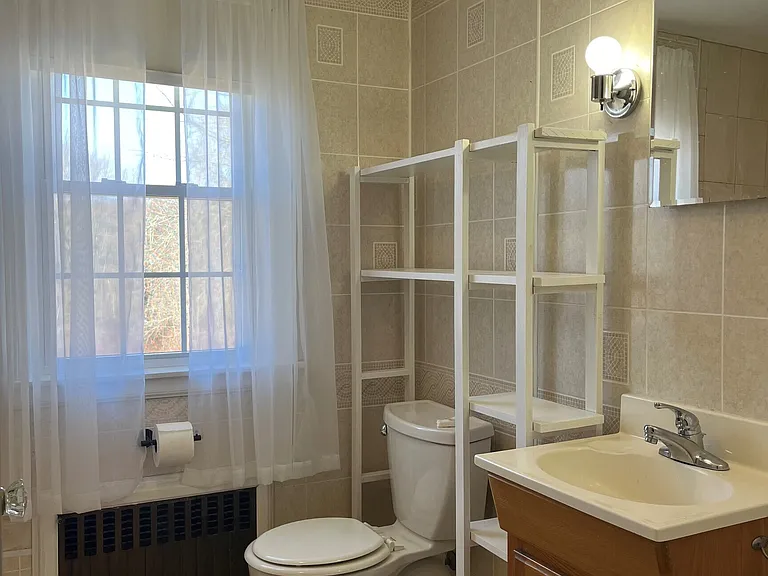 383 Wells Rd — Photo 18