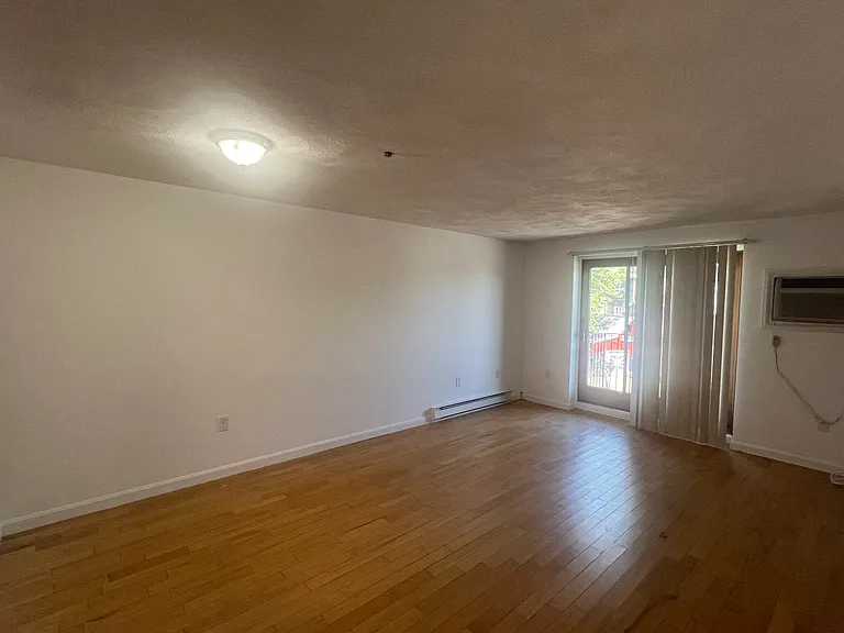 42 Belle Isle Ave #24 — Photo 5
