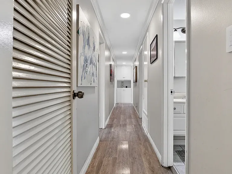 212 E Avenida De Los Arboles — Photo 19